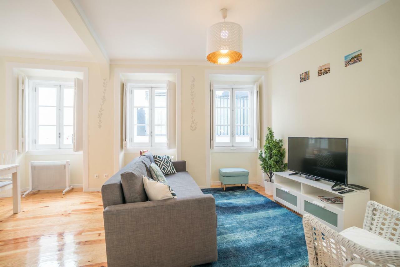 Mouraria 2 Bedroom Apartment Lisbon Bagian luar foto
