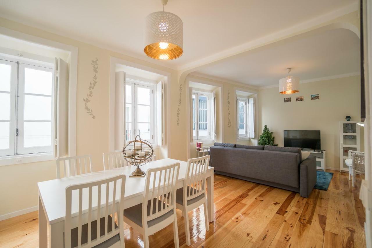 Mouraria 2 Bedroom Apartment Lisbon Bagian luar foto