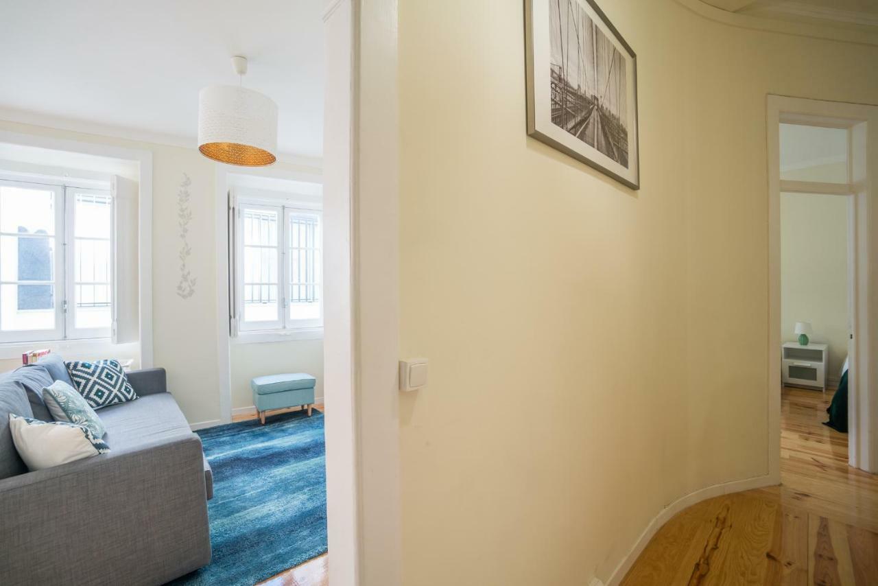 Mouraria 2 Bedroom Apartment Lisbon Bagian luar foto