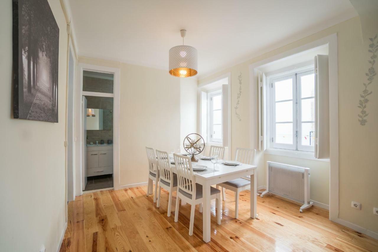 Mouraria 2 Bedroom Apartment Lisbon Bagian luar foto