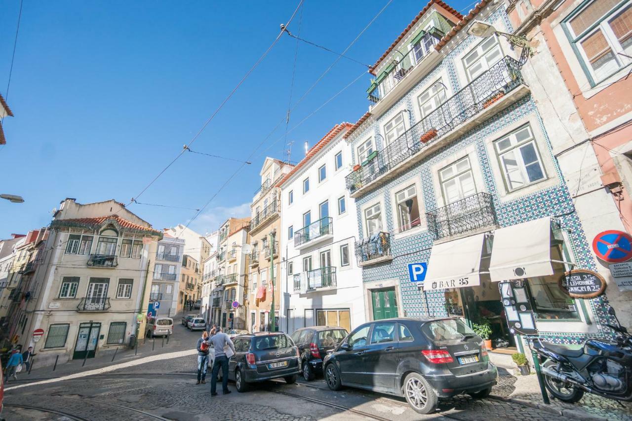 Mouraria 2 Bedroom Apartment Lisbon Bagian luar foto