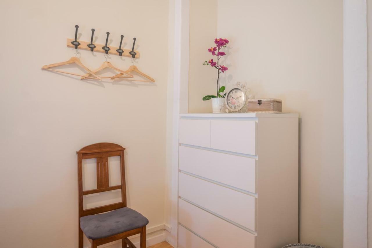 Mouraria 2 Bedroom Apartment Lisbon Bagian luar foto